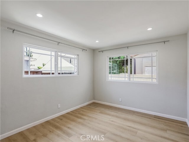 Building Photo - 2410 Graham Ave