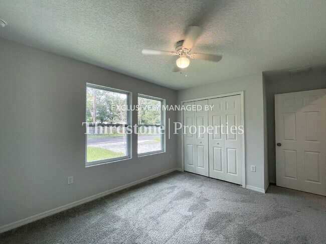 Building Photo - 8344 Maple St