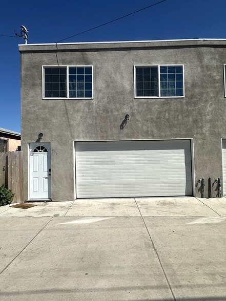 Building Photo - 534 R Ave