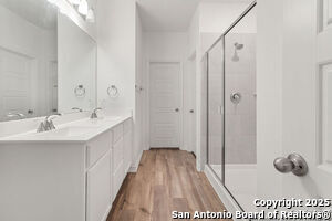 Building Photo - 9514 Hinterlands Dr