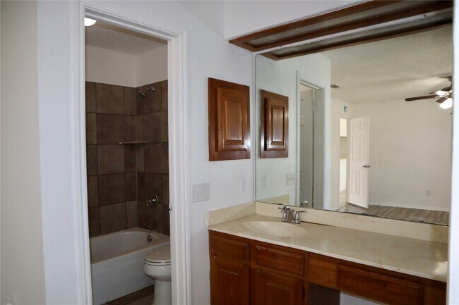 Building Photo - 2731 Eagle Pass