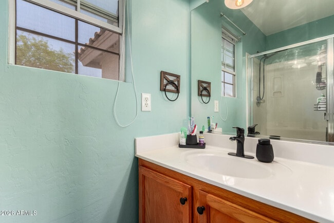 Building Photo - 12106 N 128th Ave