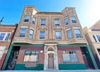 Building Photo - 2941 W Belmont Ave
