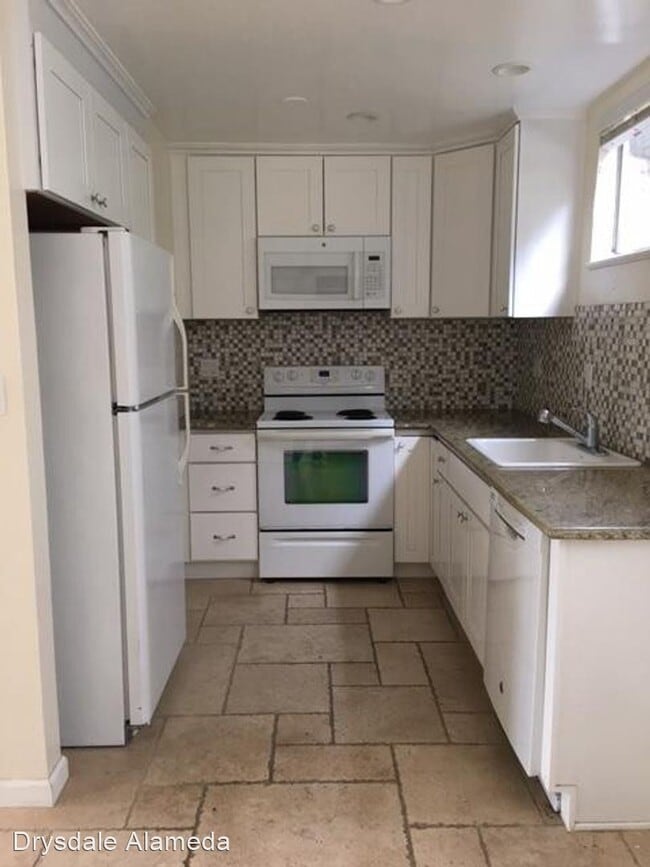 Building Photo - 1170 9th St