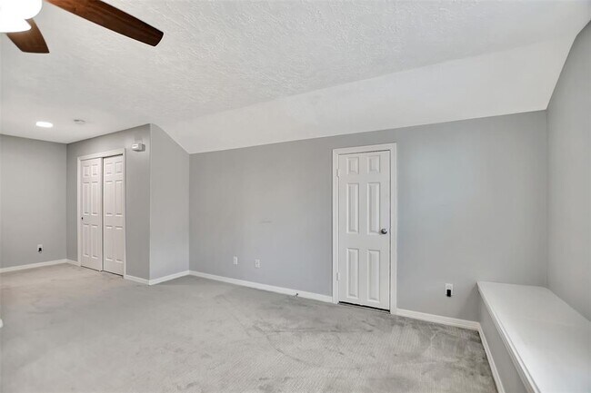Building Photo - 1119 Sopris Dr