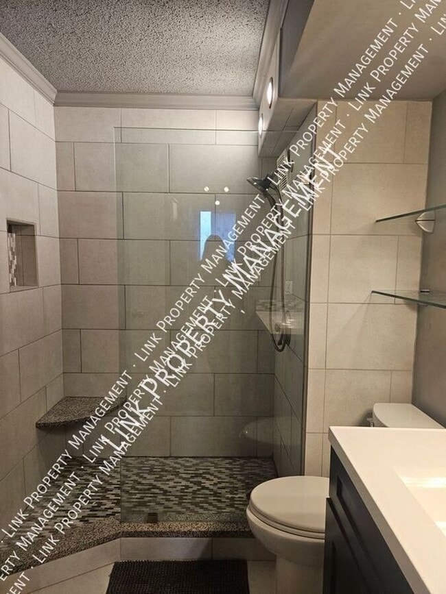 Building Photo - 1131 Stringers Ridge Rd