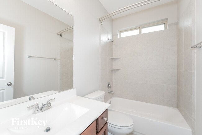 Building Photo - 9819 Corben Creek Ln