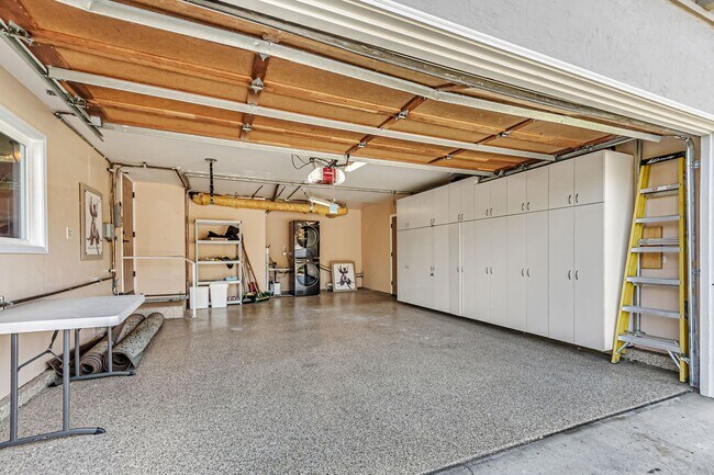 Building Photo - Elegant and Spacious 4Bedroom Sunnyvale Home