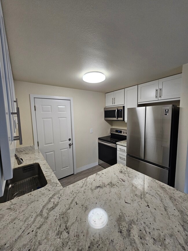 Building Photo - 12822 117th St E