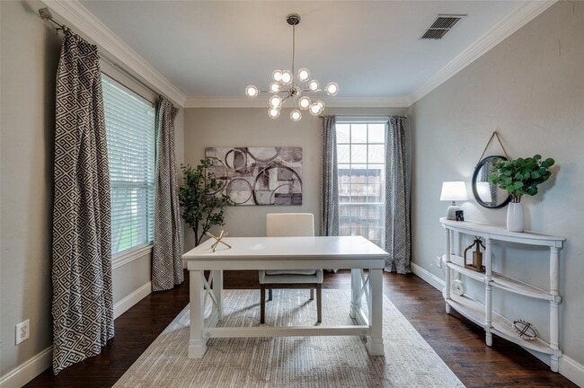 Building Photo - 4621 Hinton Dr