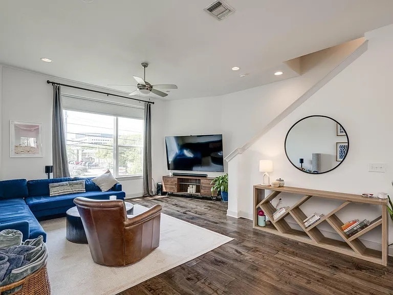 Building Photo - 1406 Waterloo Shore Ln