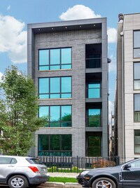 Building Photo - 1445 W Fry St