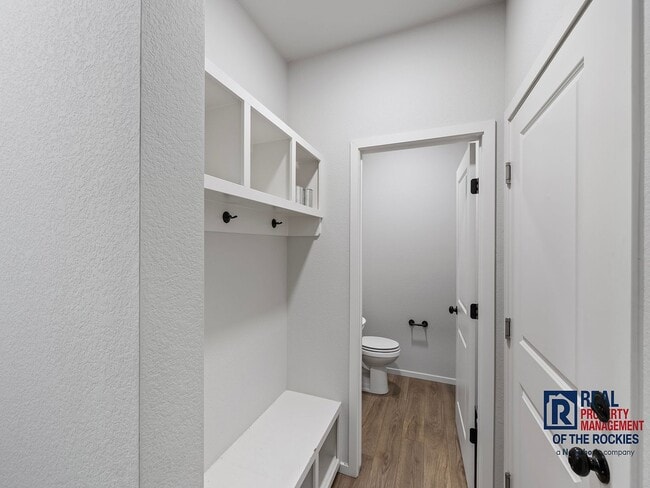 Building Photo - Stunning 3 Bed 2.5 Bath Townhome in Timnath, CO!