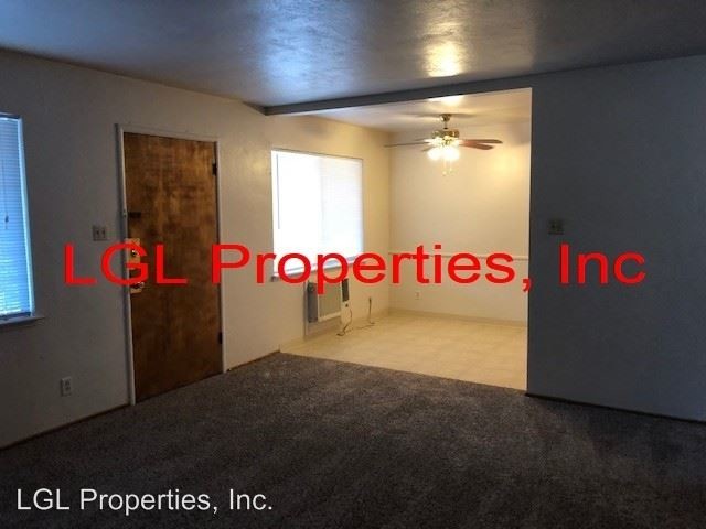 Building Photo - 4411 Del Rio Rd