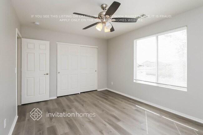 Building Photo - 2901 W Angel Way