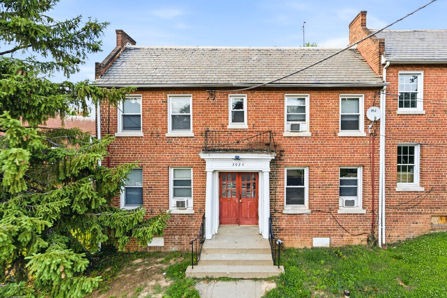 Building Photo - 3024 Nelson Pl SE