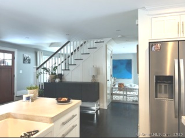 Building Photo - 82 Riverview Cir