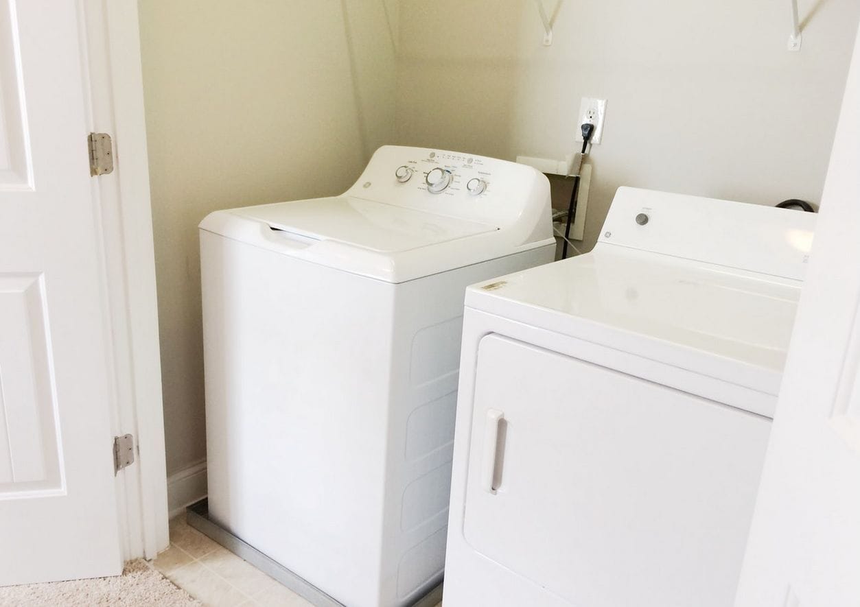 Washer/ Dryer - 7709 Alexander Promenade Place