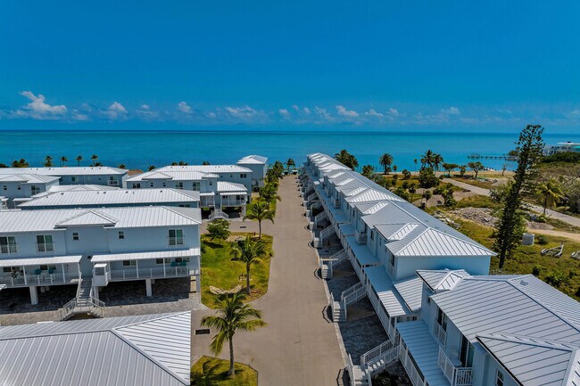 Building Photo - 10877 Overseas Hwy