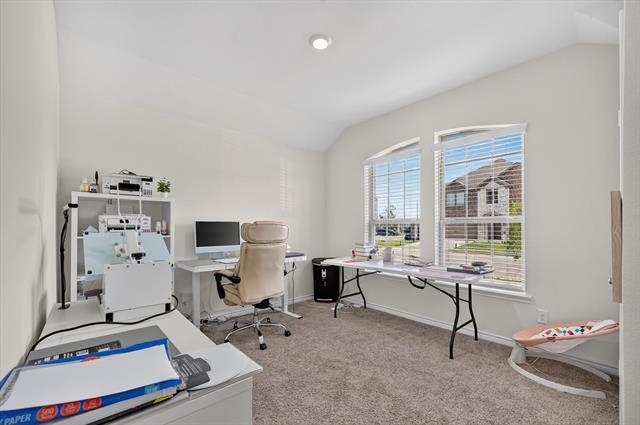 Building Photo - 10121 High Grade Dr