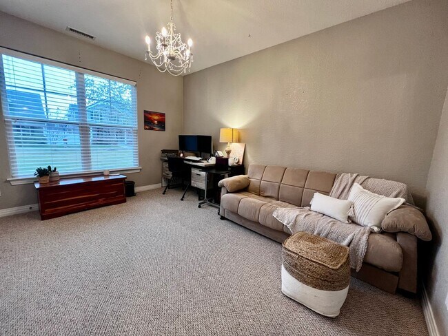 Building Photo - Beautiful Corner Lot, Single Family Home, in Sherwood Lakes.