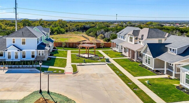 Building Photo - 102 Cardinal Wds