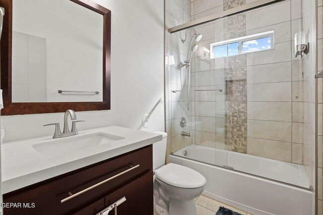 Building Photo - 244 Saltford Pl