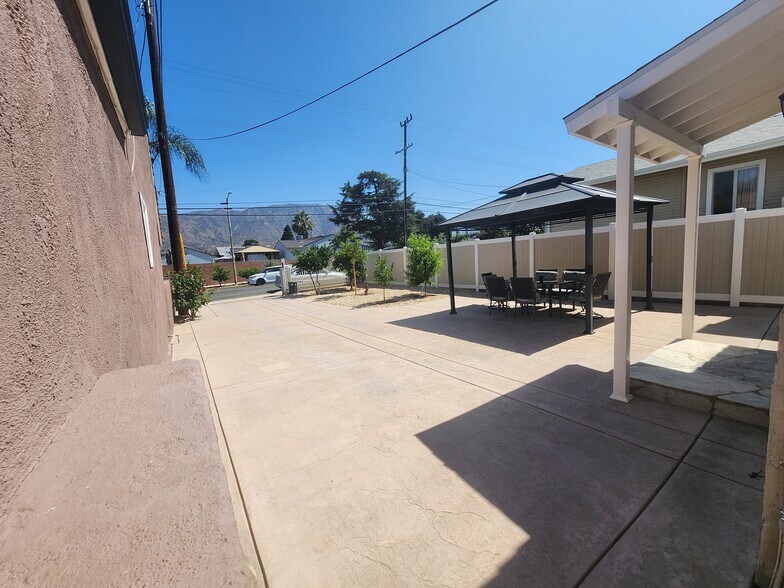 Building Photo - 8522 Hillrose St