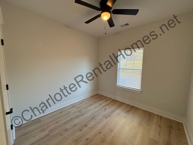 Building Photo - Modern New Build in Gastonia – 3BR/2BA with fenced yard