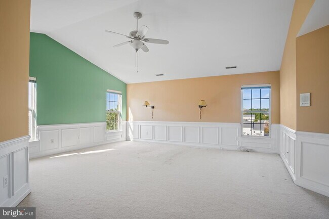 Building Photo - Spacious 4-Bedroom Home with Lake Views & Finished Basement