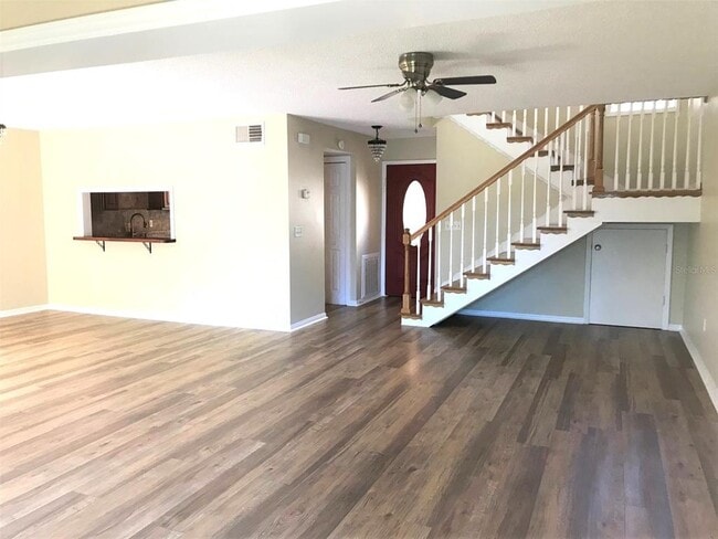 Building Photo - 1539 N Carolwood Blvd