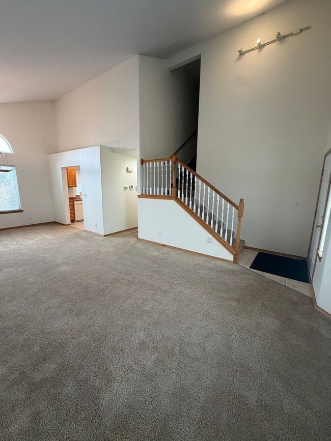 Building Photo - Waterfront home w/Large Dock