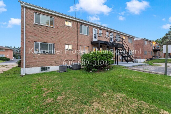 Building Photo - 7405 Olian Dr