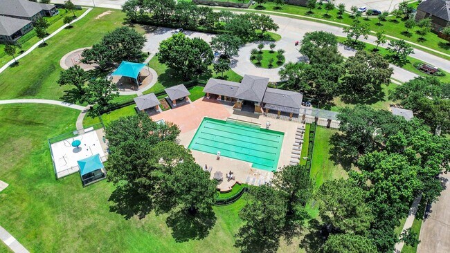 Building Photo - 4610 Plum Forest Rd