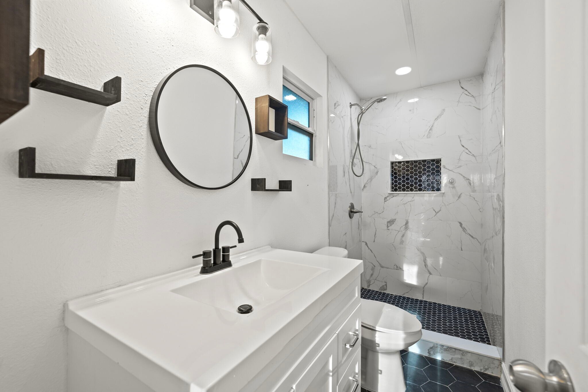 Bathroom - 625 35th St N