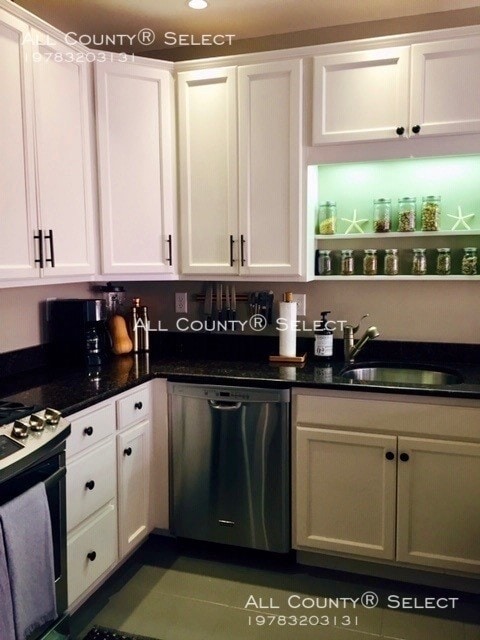 Building Photo - 27 Fayette St