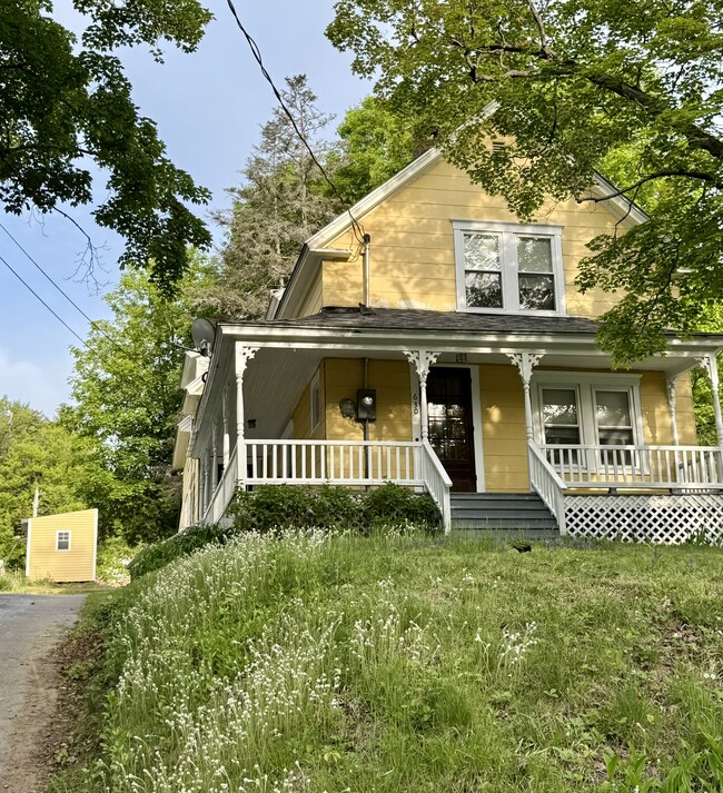 Building Photo - 630 Prospect Ave