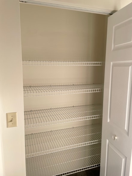 Building Photo - 7516 Swindon St