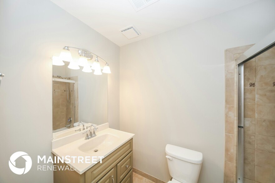 Building Photo - 7592 Millbridge Dr