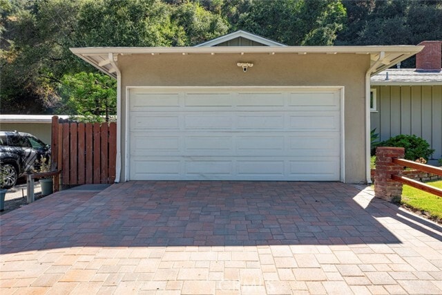 Building Photo - 3585 El Lado Dr