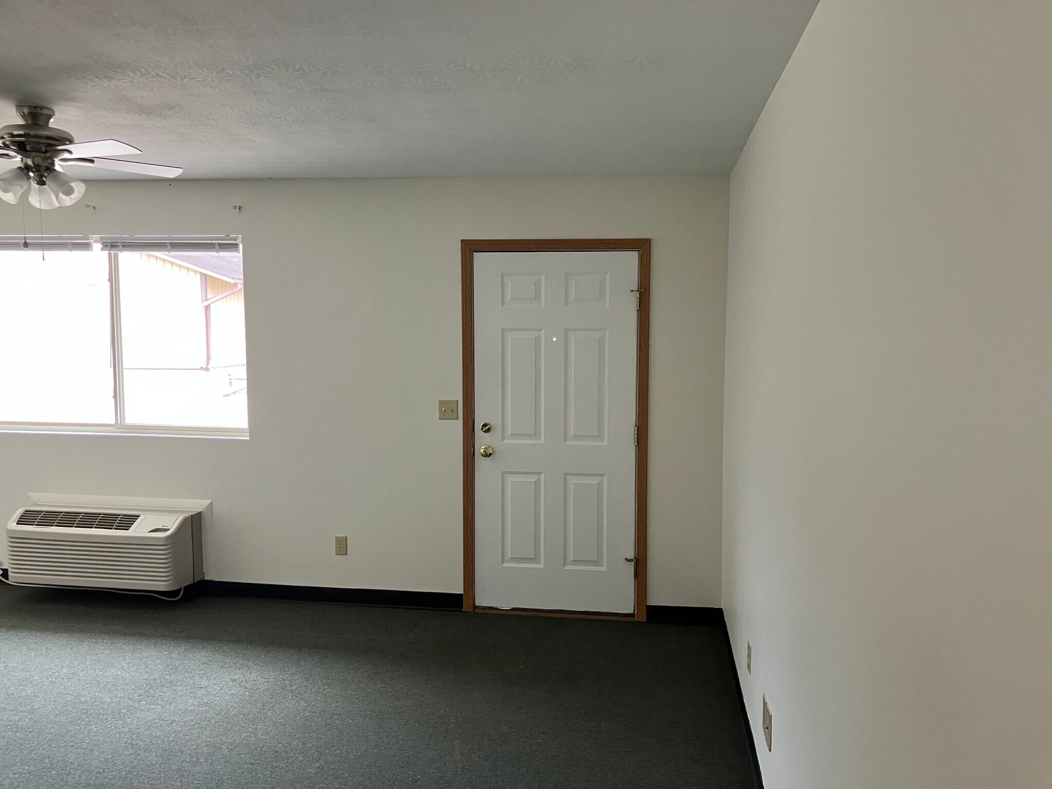 Building Photo - 15577 Ohio 691