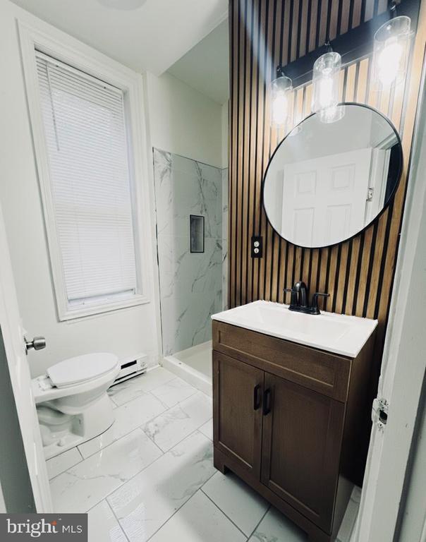 Building Photo - 2423 N Park Ave