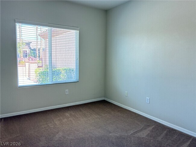 Building Photo - 2237 Canyonville Dr