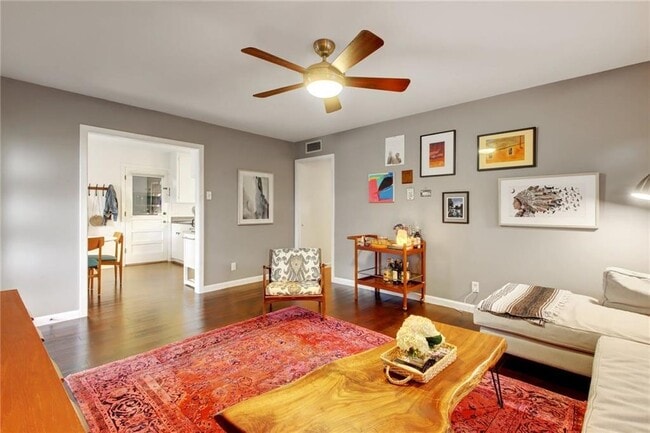 Building Photo - 7807 Lazy Ln