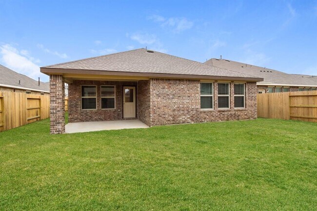 Building Photo - 5434 Tourmaline Wy