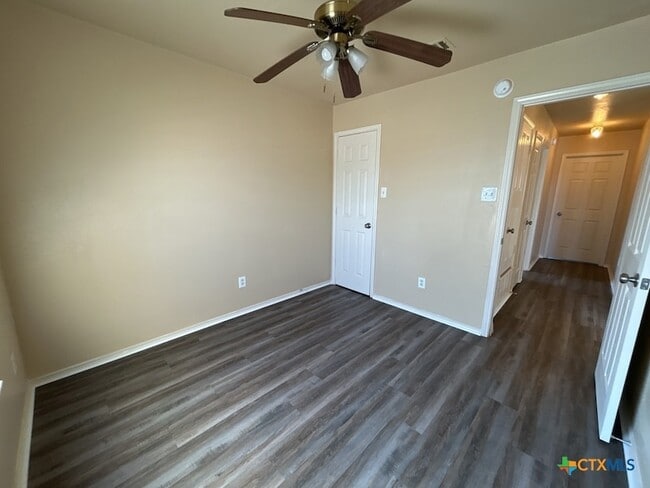 Building Photo - 4805 Sterling Cir