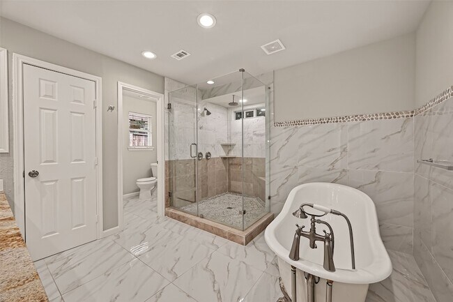 Building Photo - 5207 Bent Bough Ln