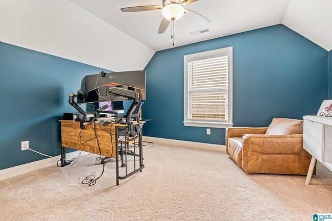 Building Photo - 277 Kinross Circle