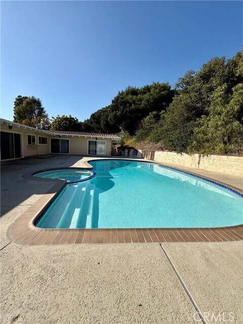 Building Photo - 30104 Ave Tranquila