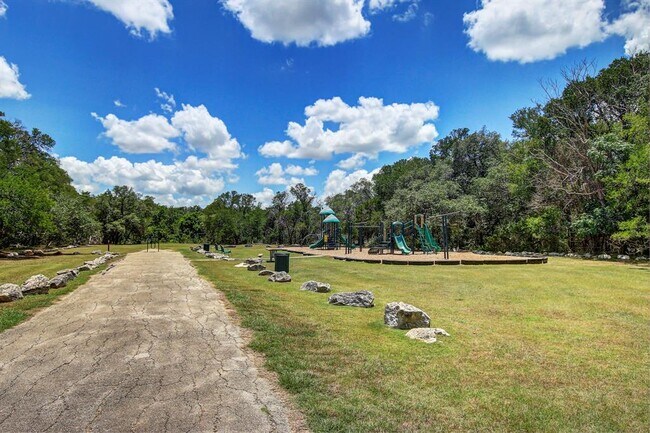 Building Photo - 309 Camperdown Elm Dr